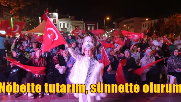 Sünnet kıyafeti ileÂ  demokrasi nöbeti