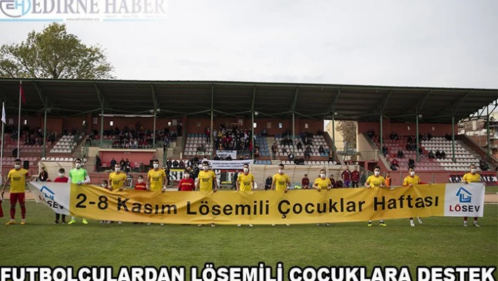 Futbolculardan lösemili çocuklara destek