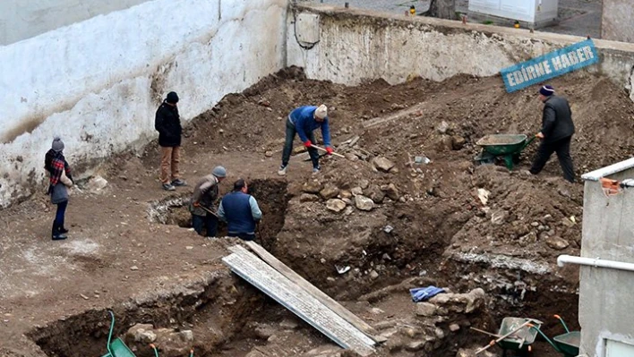 200 yıllık tarihi yapılara rastlandı