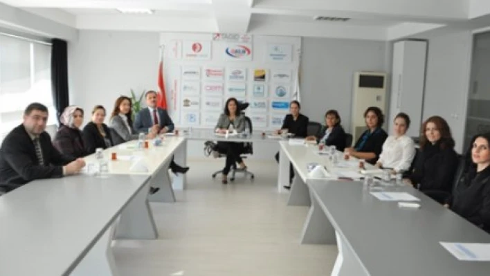 TAGİD iş kadınları komisyonu toplandı