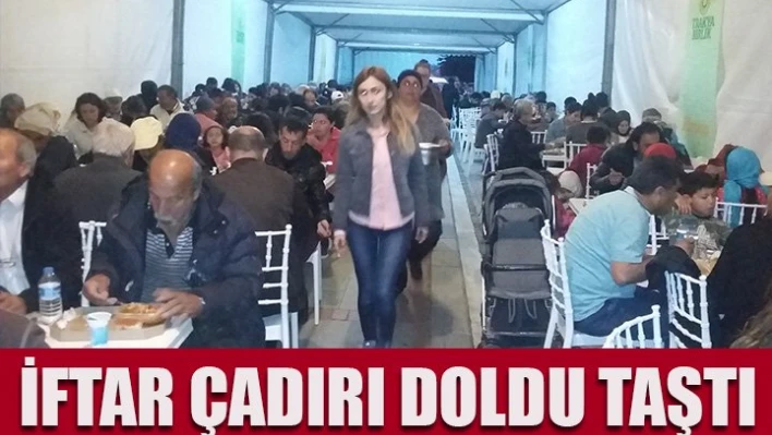 İftar çadırına büyük ilgi