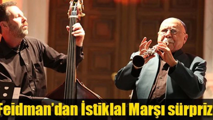 Sinagog'da İstiklal marşı