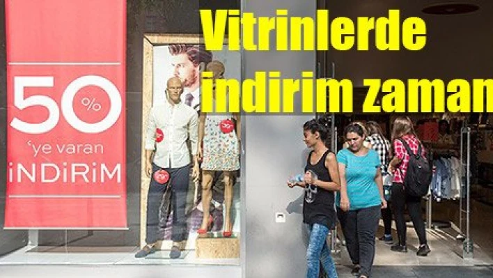 Vitrinlerde indirim zamanı