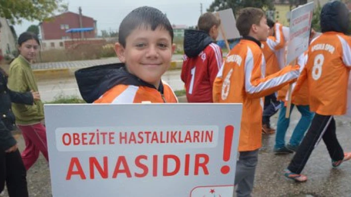 Obeziteye dikkat çektiler