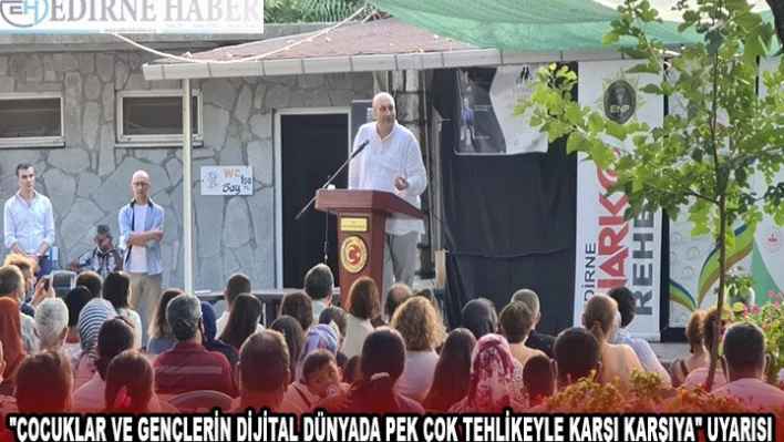 'Çocuklar ve gençlerin dijital dünyada pek çok tehlikeyle karşı karşıya' uyarısı