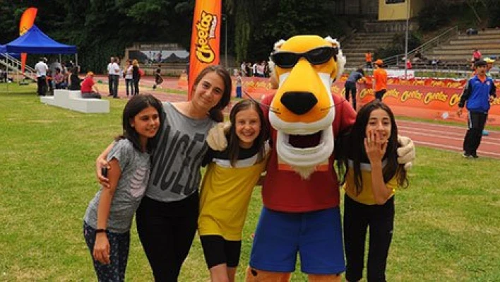 Cheetos yine en hızlının peşinde