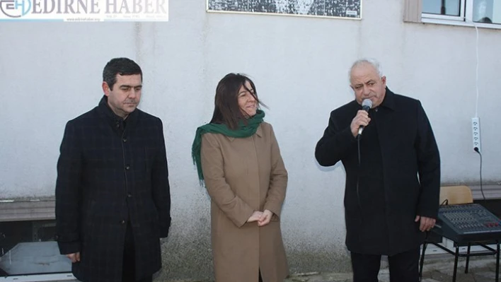 Çöp toplama aracı hibe edildi