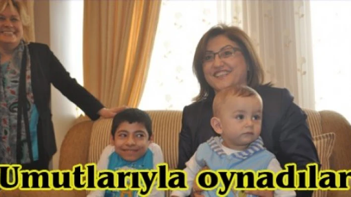 Umutlarıyla oynadılar