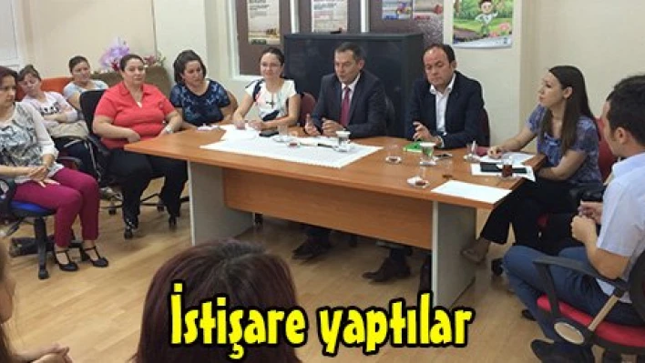 İstişare yaptılar