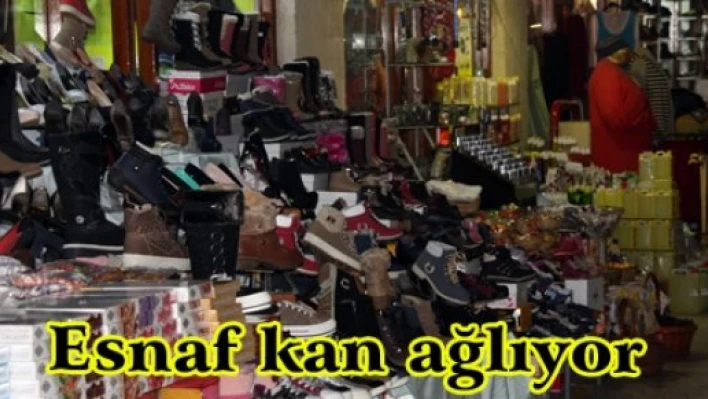 Esnaf kan ağlıyor