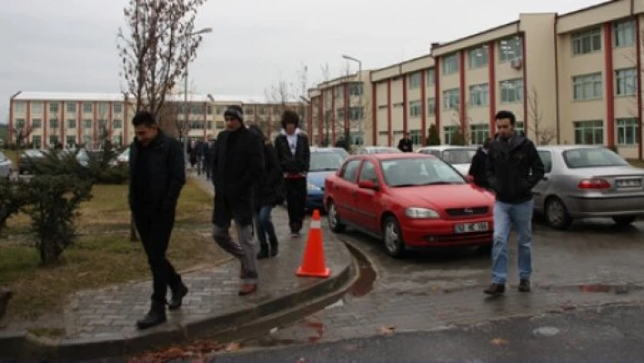 Açık Öğretim sınavları yapıldı