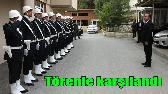 Törenle Karşılandı