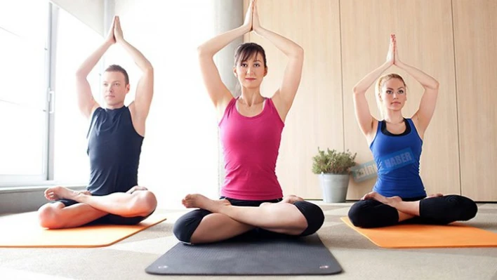 Yoga Kalbinize Sağlık, Yaşamınıza Mutluluk Katıyor