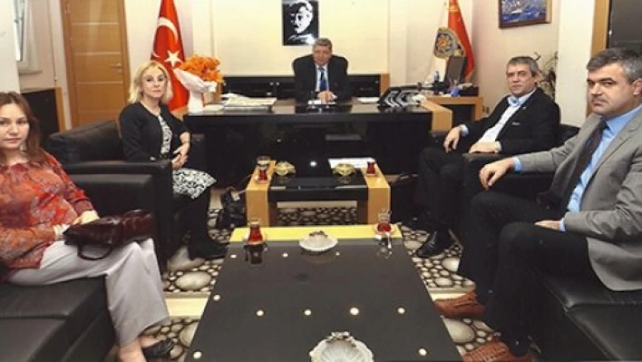 Ziyaretler başladı