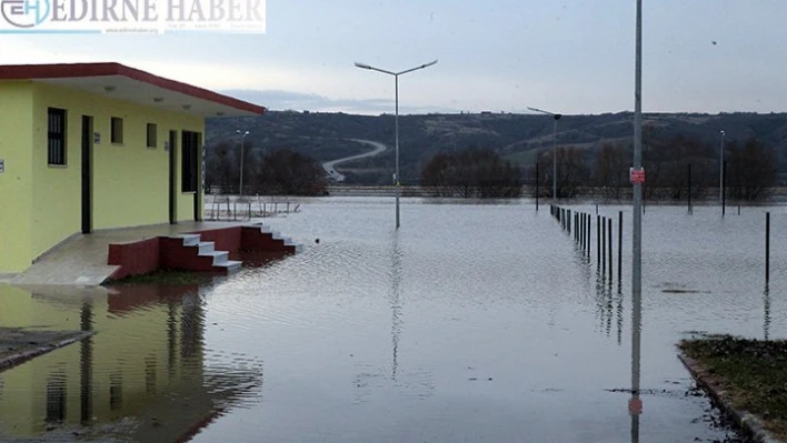 Nehirler taştı