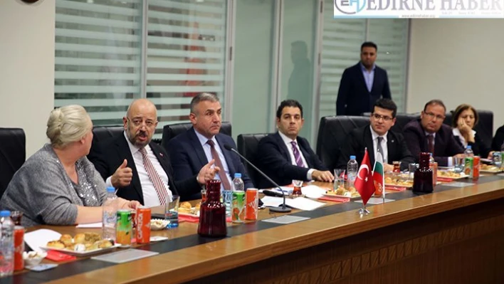 Turagay, Kapıkule'de incelemelerde bulundu