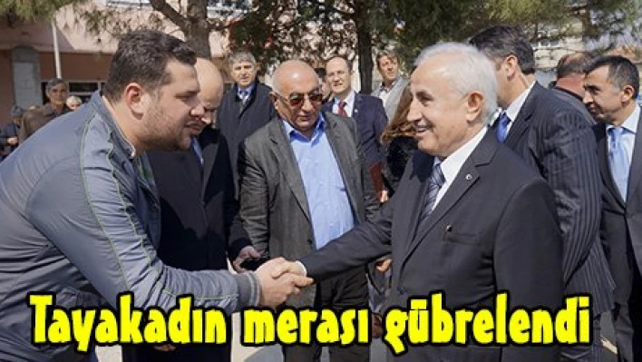 Tayakadın merası gübrelendi