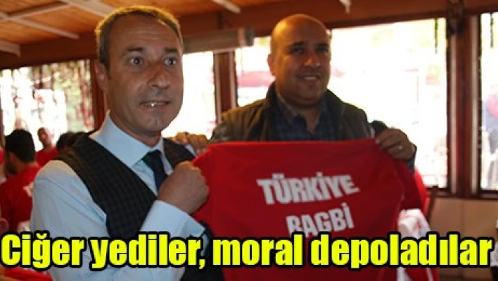Ciğer yediler, moral depoladılar