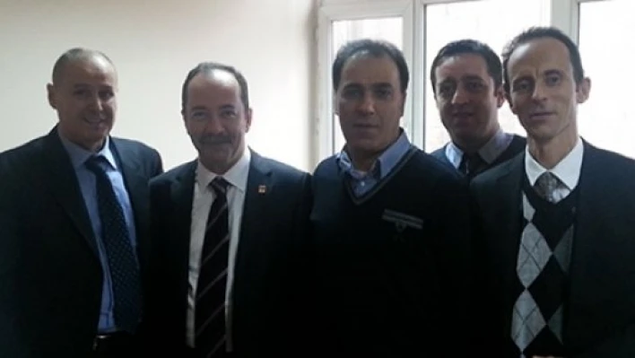 Ziyaretlerine devam ediyor
