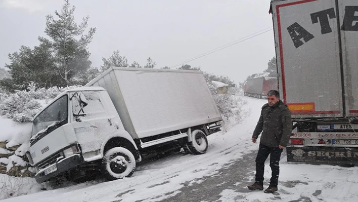 Trafikte aksamalar yaşandı