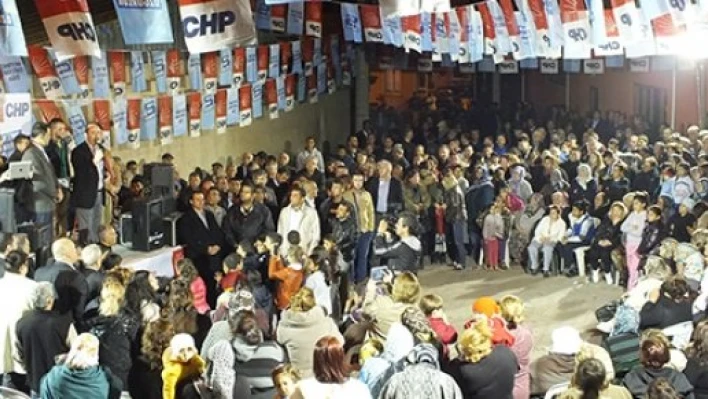 Gönüller 'CHP' de 