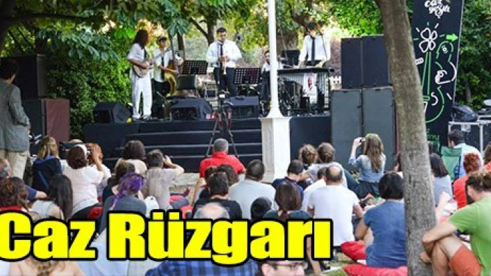 22. Uluslararası İstanbul Caz Festivalinde, The Cold Vibes'a Büyük İlgi