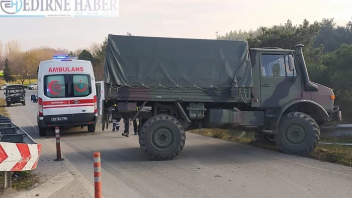 Askeri araçtaki 8 asker hafif yaralandı