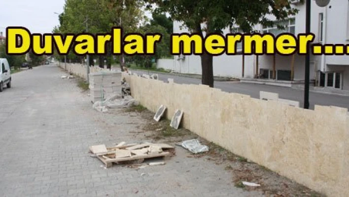 Varlığa darlık olur mu?