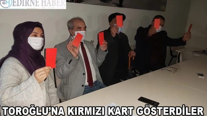 TOROĞLU'NA KIRMIZI KART