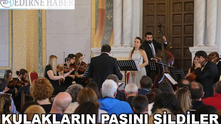 Müzik dinletisi kulakların pasını sildi