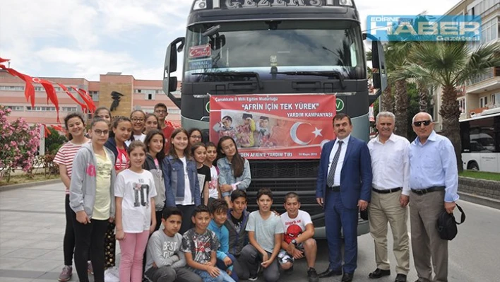 Afrin'deki öğrencilere yardım