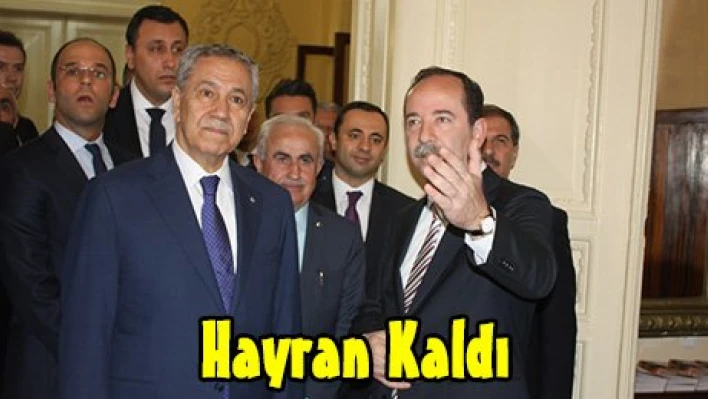 Hayran Kaldı