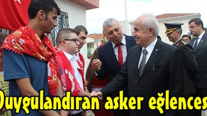 Duygulandıran asker eğlencesi