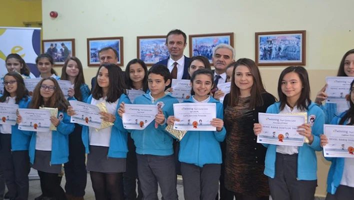 Sertifikalarını aldılar