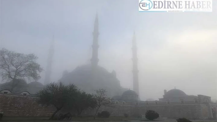 Edirne'de sis etkili oldu