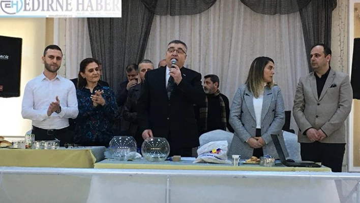 Kapalı pazar yeri kuraları çekildi