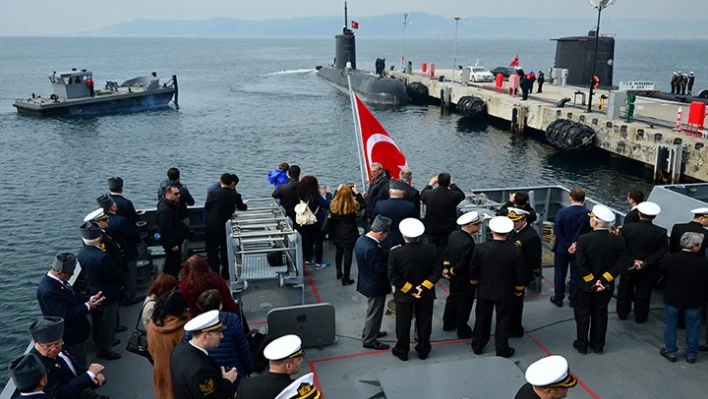 81 denizci törenle anıldı