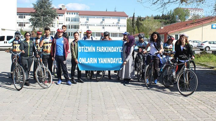 Farkındalık için pedala bastılar