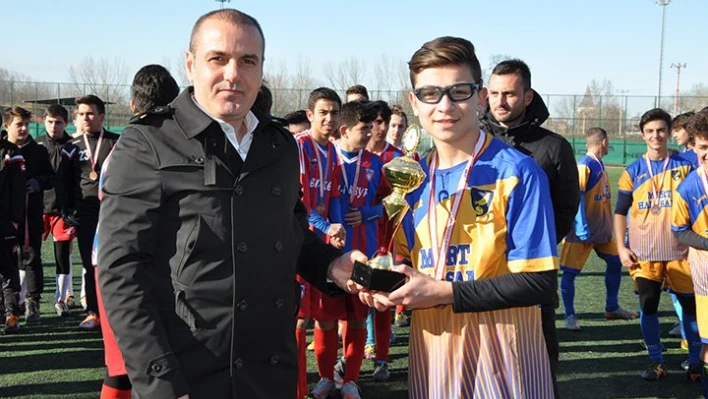 Futbol turnuvası düzenlendi