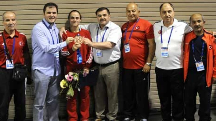 Dünya şampiyonasında bronz madalya