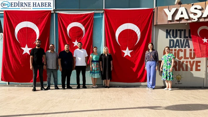 AK Parti Edirne İl Başkanlığı 'Terörsüz Türkiye'ye destek için bayraklarla donatıldı
