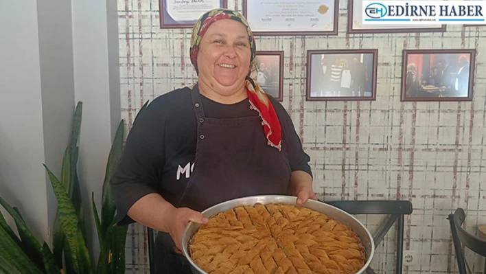 Anne tarifiyle ünlenen baklava, bayram sofralarını süslüyor