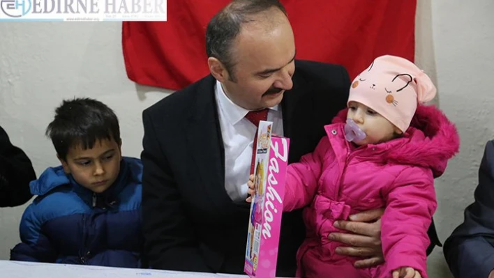 Vali Canalp'ın köy ziyaretleri devam ediyor