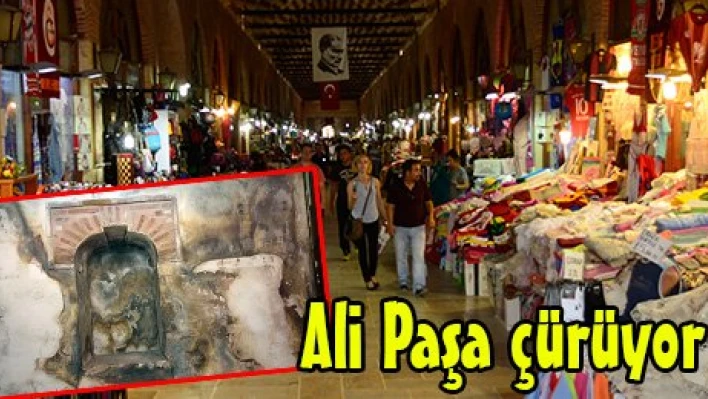 Ali Paşa çürüyor