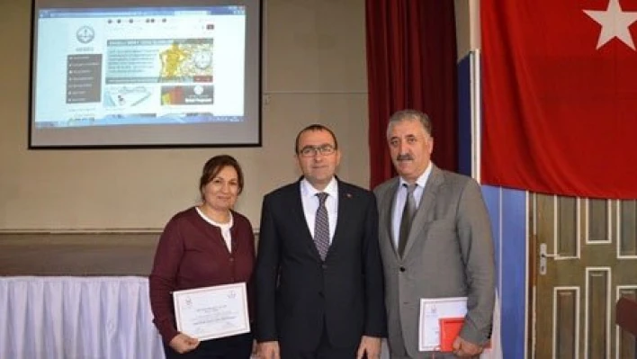 Sertifika aldılar