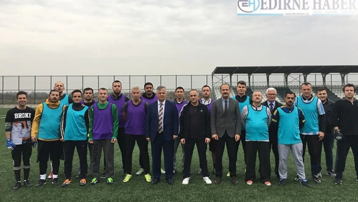 Öğretmenler Günü'ne Özel Turnuva