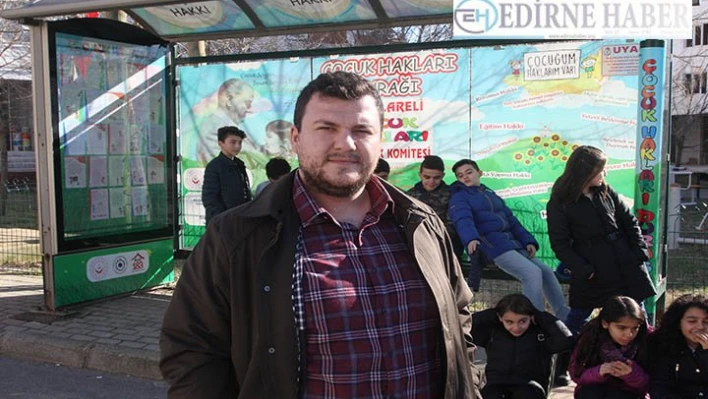 Çocuk hakları durakta anlatılıyor