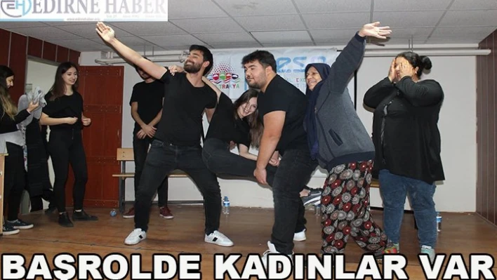 Başrolde Kadınlar Var