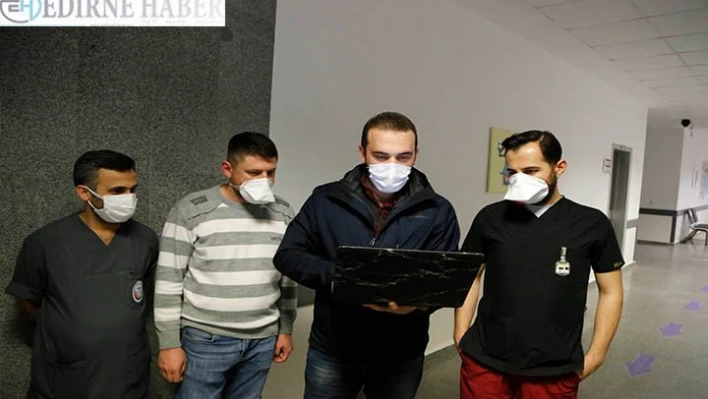 Hasta bakıcılar AA'nın 'Yılın Fotoğrafları' oylamasına katıldı