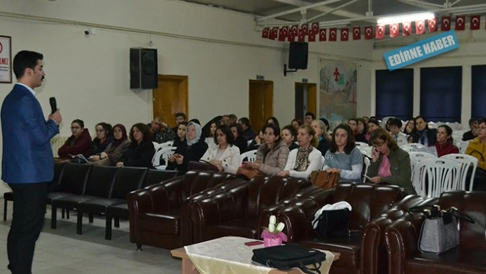 Öğretmenler eğitimde